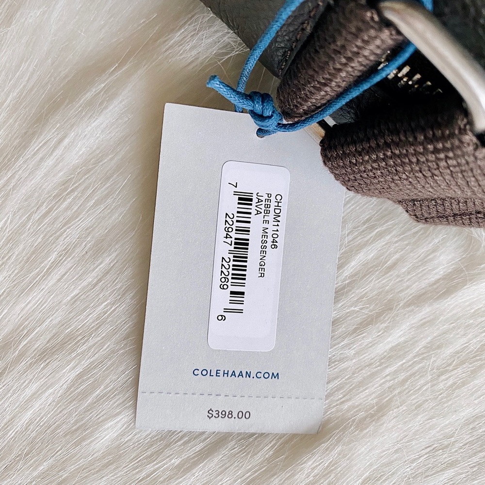 ✨New COLE HAAN Mens Pebble Leather Messenger Bag - Picture 8 of 9
